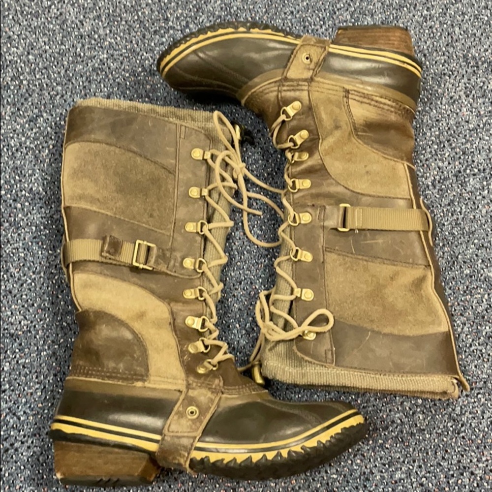Sorel Conquest Carly boots